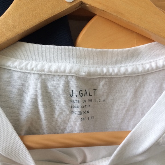 ❌❌SOLD❌❌ NWOT Brandy Melville Monkey Island Top - Picture 6 of 8